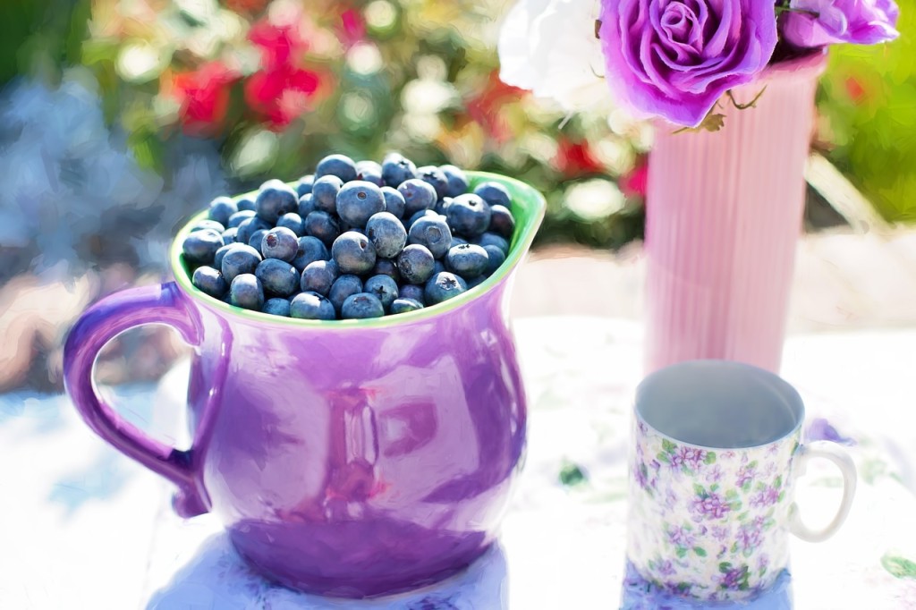 Blueberries in cup